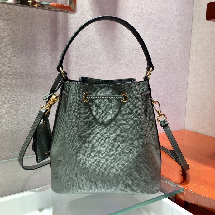 Pra*a bucket bags